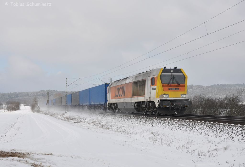 LOCON401 (92 80 1264 005-0 D-DKW) mit dem zweiten Teil des Tchibo-Containerzuges am 09.02.2013 bei Plling