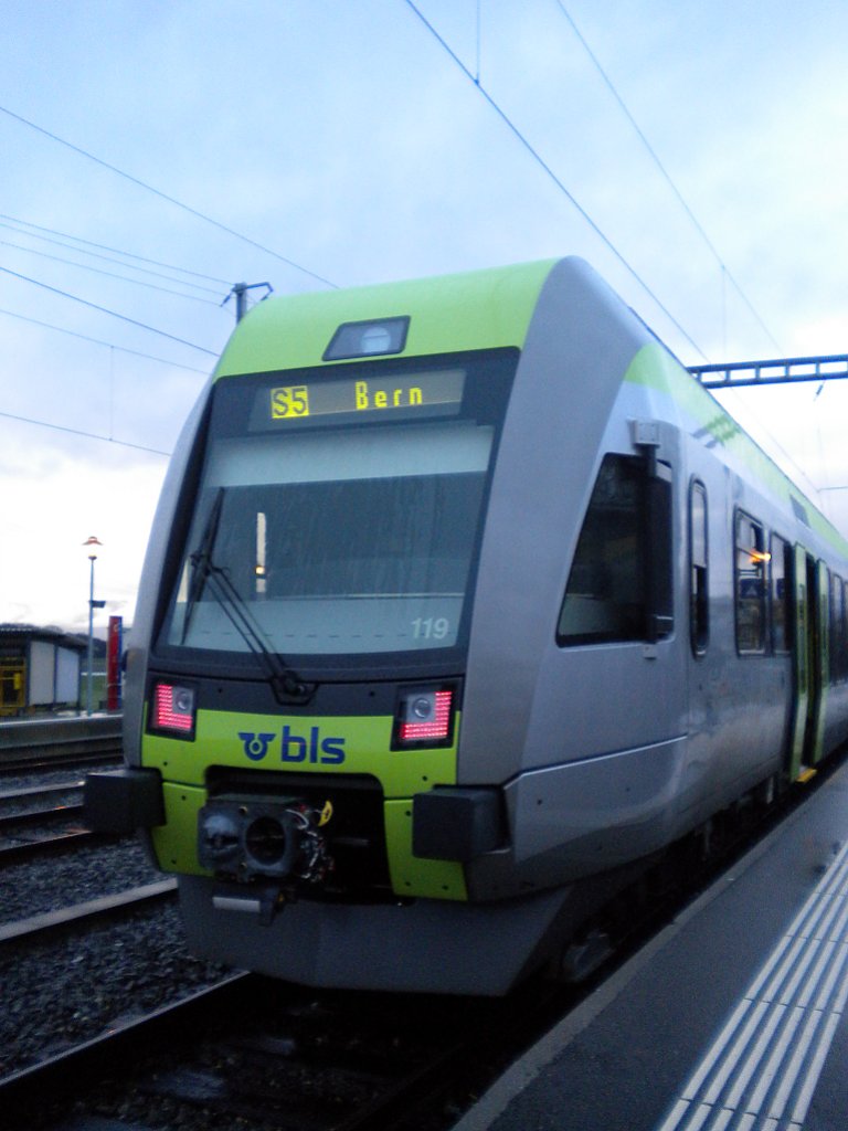 Ltschberger RABe 535 119 in Kerzers. 30.12.2009