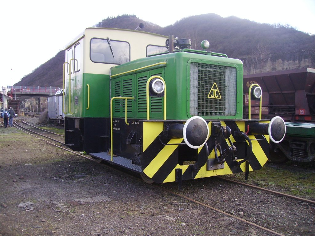 Lok D8 im Gterbahnhof Brohl am 2.4.10