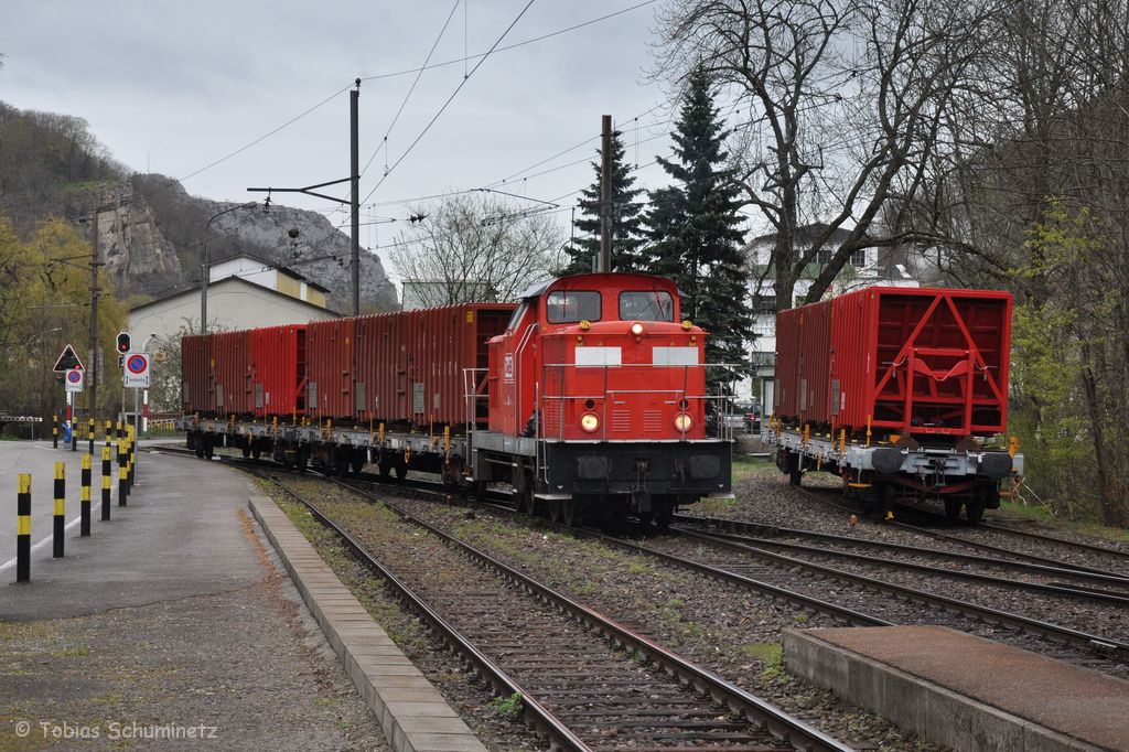 Lok Nr. 20 beim Rangieren in Klus am 24.04.2012