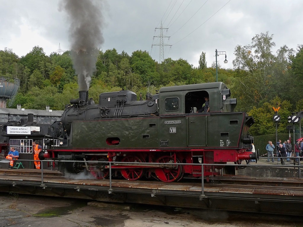 Lok VIII der Hespertalbahn zu Gast im Eisenbahnmuseum Bochum Dahlhausen zum Dampftag am 18.9.2010.
