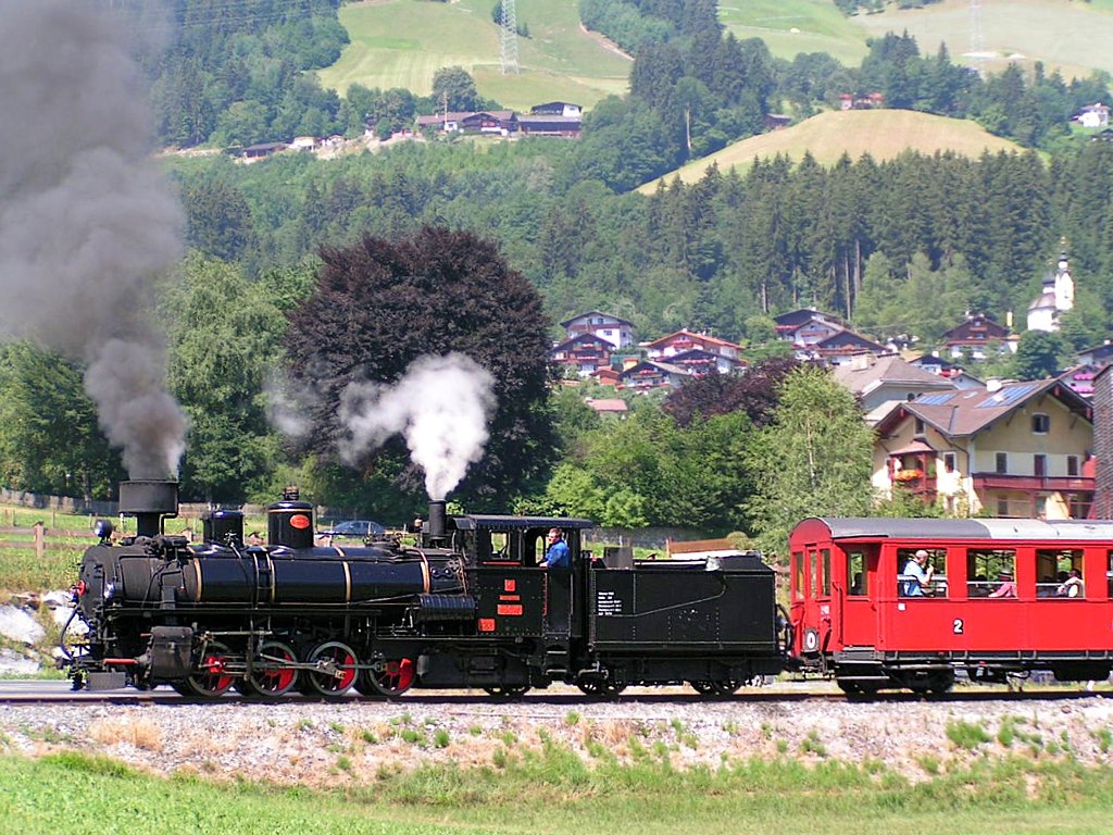 Lok4 verlsst den Bhf. Fgen-Hart in Richtung Mayrhofen;060719