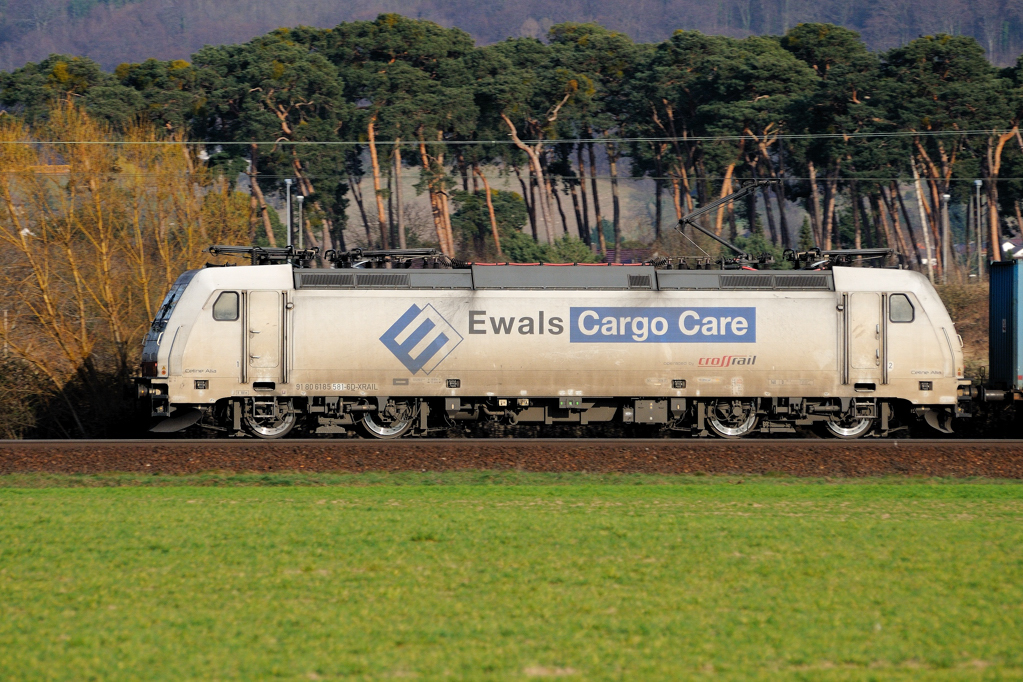 Lokportrait von 185 561-6 der Ewals Cargo Care... unterwegs noch mit dem alten Logo der Crossrail als Auftragsnehmer. (vor Bickenbach/Bergstrasse, 22.03.2011)