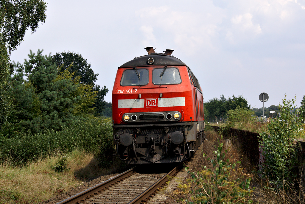 Lokportrait von 218 461-2.Sie erreicht am 14.08.2007 mit einer RB von Lbeck Travemnde Strand nach Lbeck Hbf Lbeck-Kcknitz.