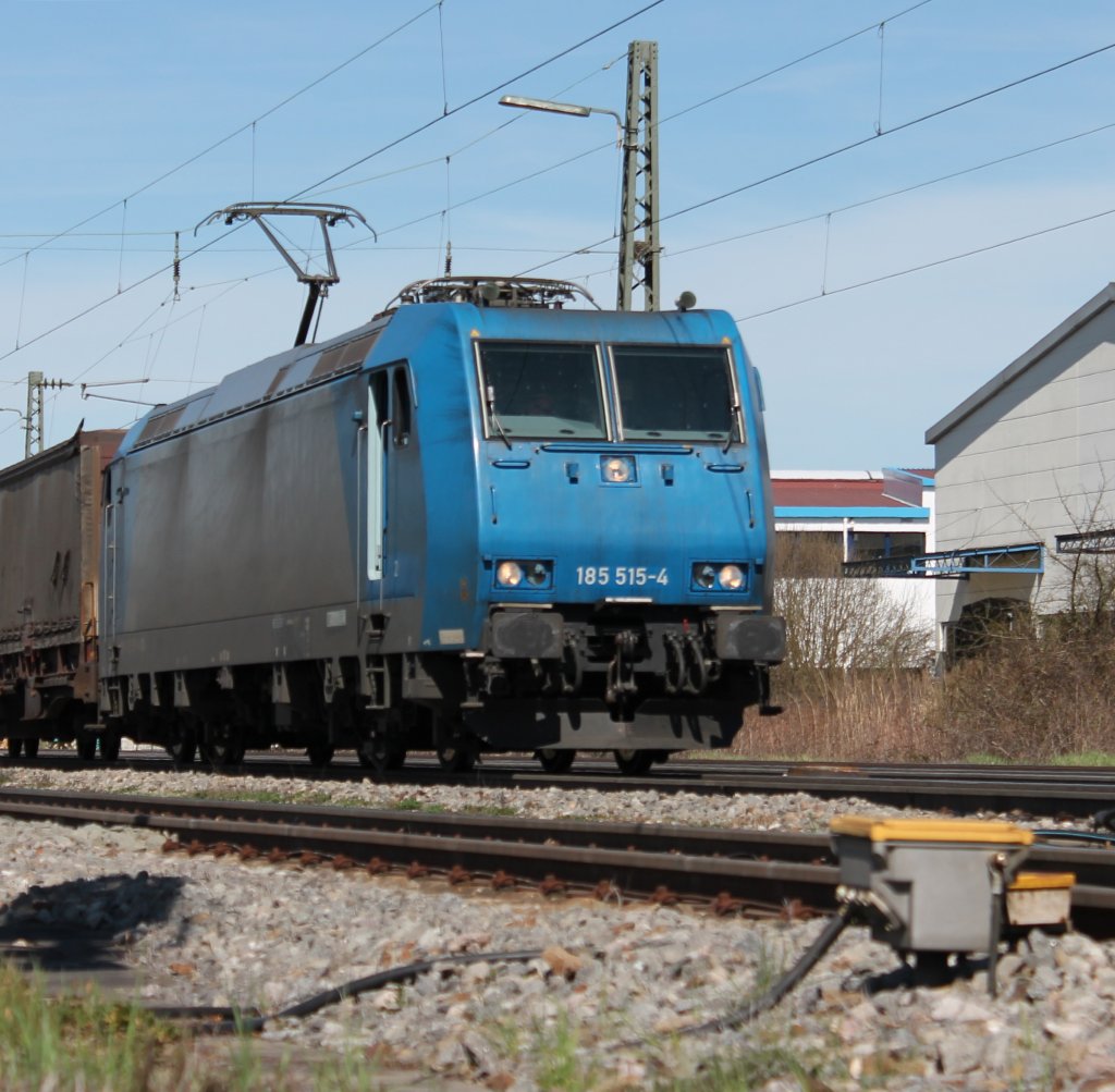 Lokportrait von Crossrail 185 515-4 mit einem KLV in Orschweier. (14.04.2013)