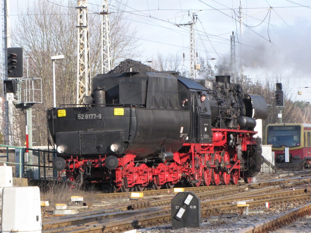 Lokumlauf der BR 52 in Knigs Wusterhausen am 07.03.2010 bei einer Sonderfahrt durchs Oderbruch