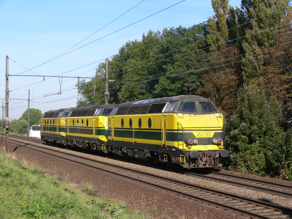 Lokzug BR 62/63 von Infrabel, Aufnahme am 09.10.2009 in Mortsel