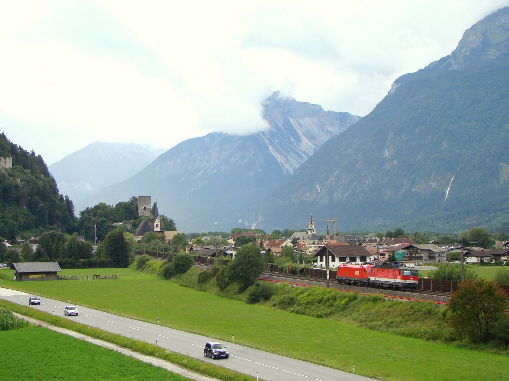 Lokzug nach Wrgl bei Radfeld. 03.08.2010