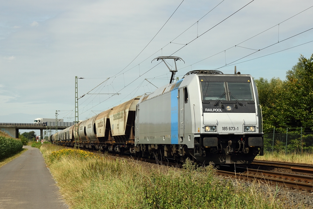 LTE 185 673-1 in Meerbusch-Osterath am 17.8.2012 