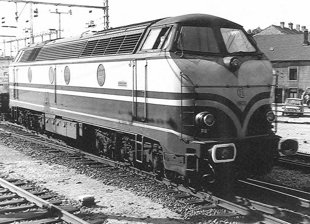 Luxemburg, Bahnhof Bettemburg, luxemburgische Diesellok CFL 1805. Sie entspricht der Serie 55 der SNCB. Scan eines Scharz-Weiss-Fotos aus dem Jahr 1970.