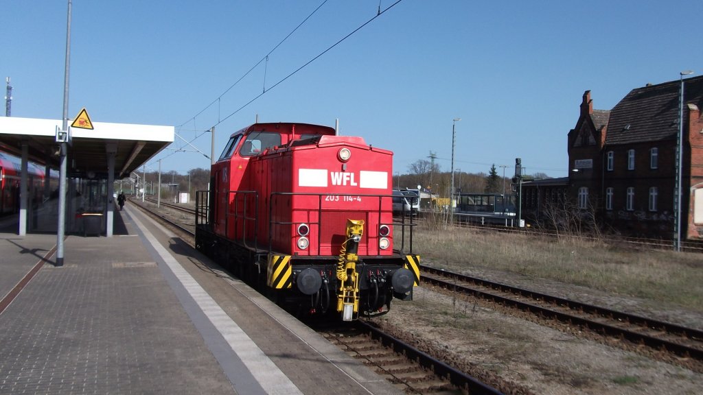 LZ 203 in Rathenow-Durchfahrt am 10.04.2011 