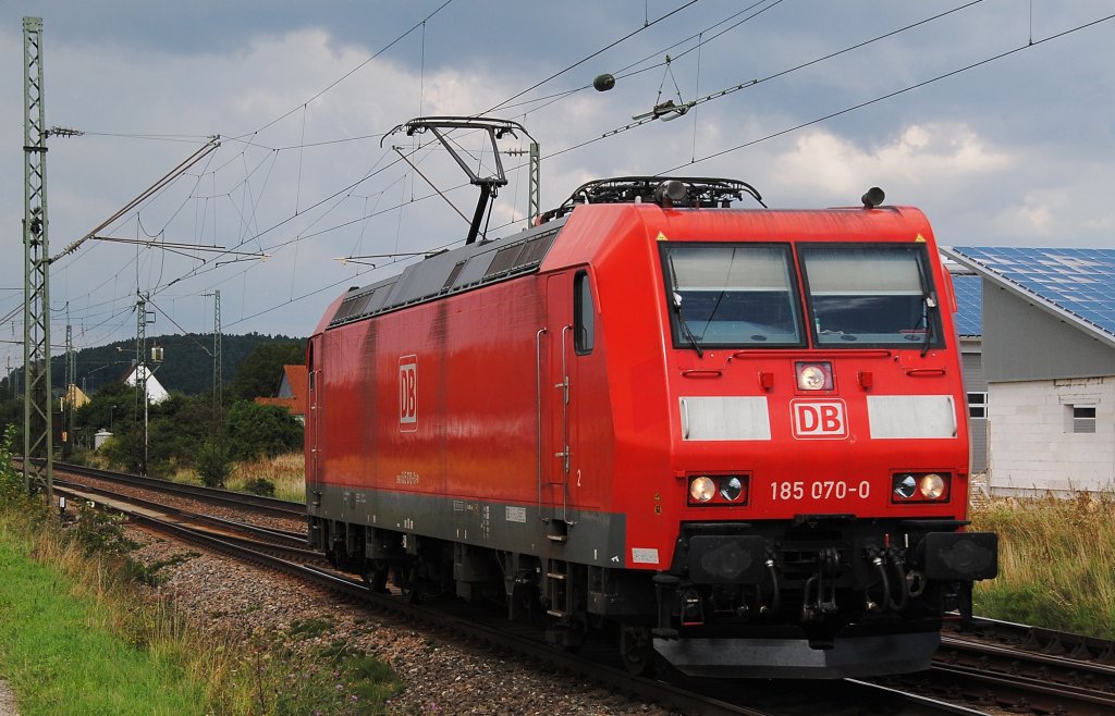 Lz nach Nrnberg musste am 09.08.2010 die 185 070 kurz nach Zapfendorf.