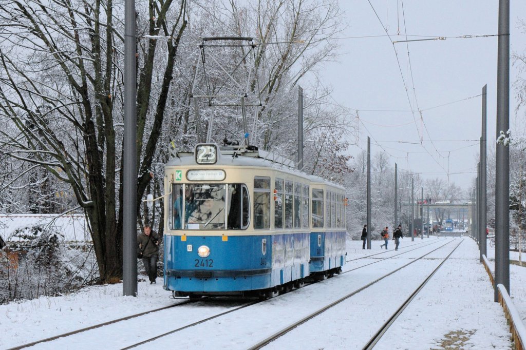 M 2412 am 12.12.09 an der Anni-Albers-Stra�e