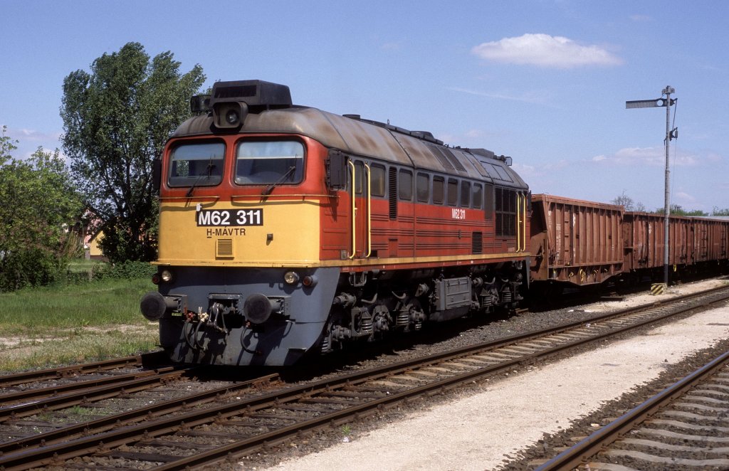 M62 311  Papa  04.04.11