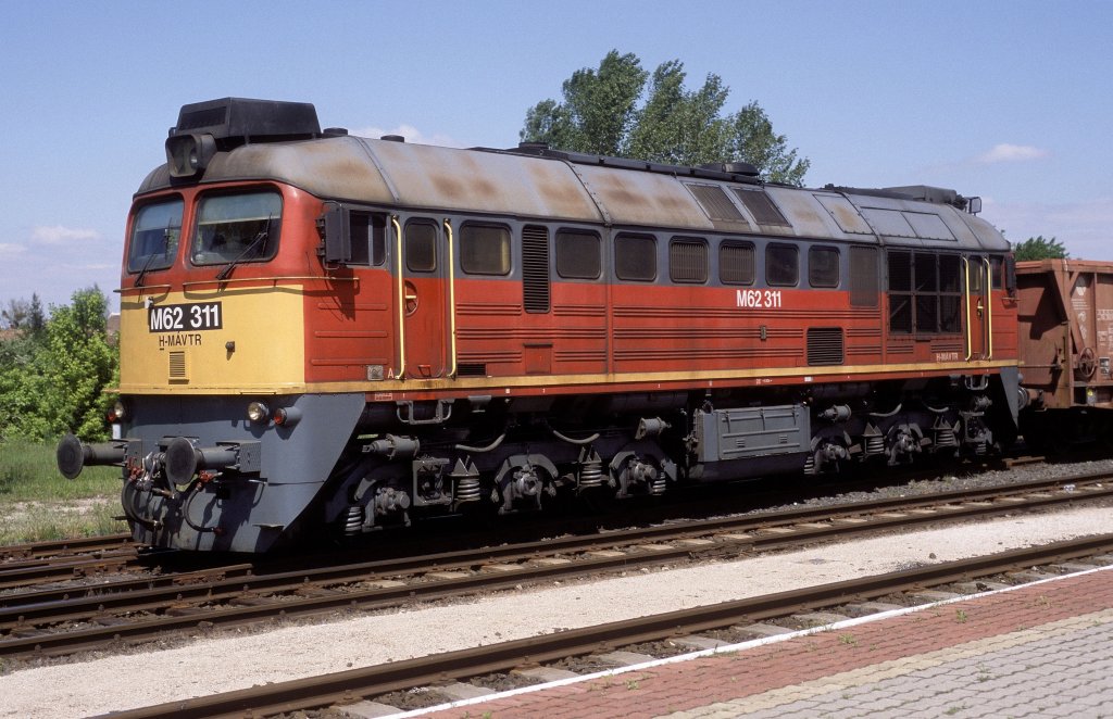 M62 311  Papa  04.05.11
