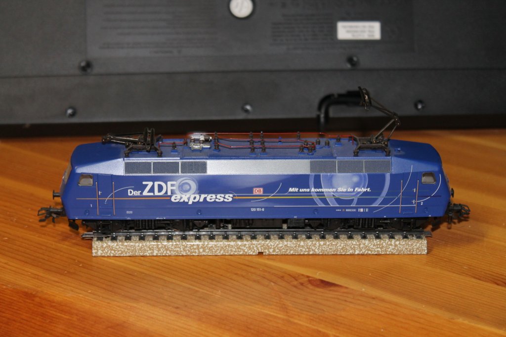 Mrklin 33534, 120 151-6  Der ZDF-Express 