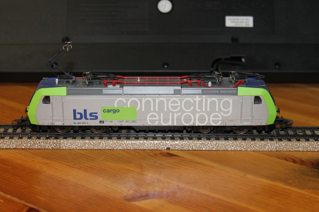 Mrklin 36852, BLS Re 485 005-3