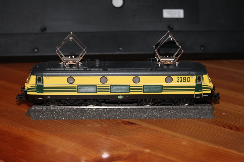 Mrklin 37236, SNCB Hle 2380