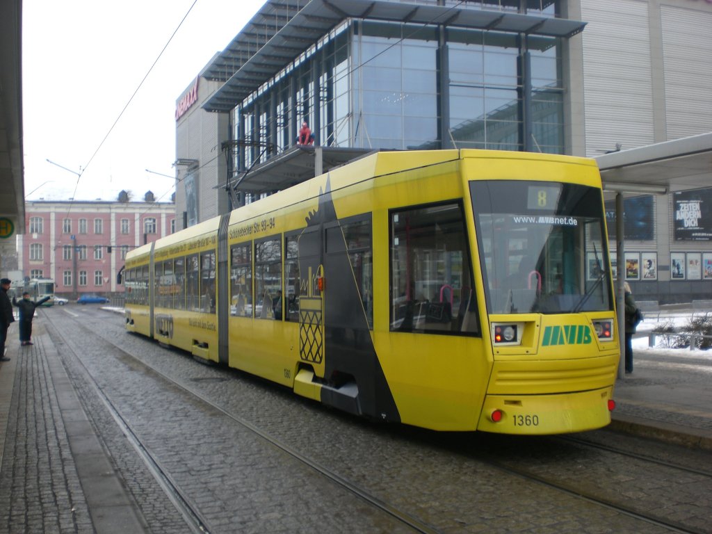 Magdeburg: Stra�enbahnlinie 8 nach Neust�dter See am Hauptbahnhof.(18.2.2010)
