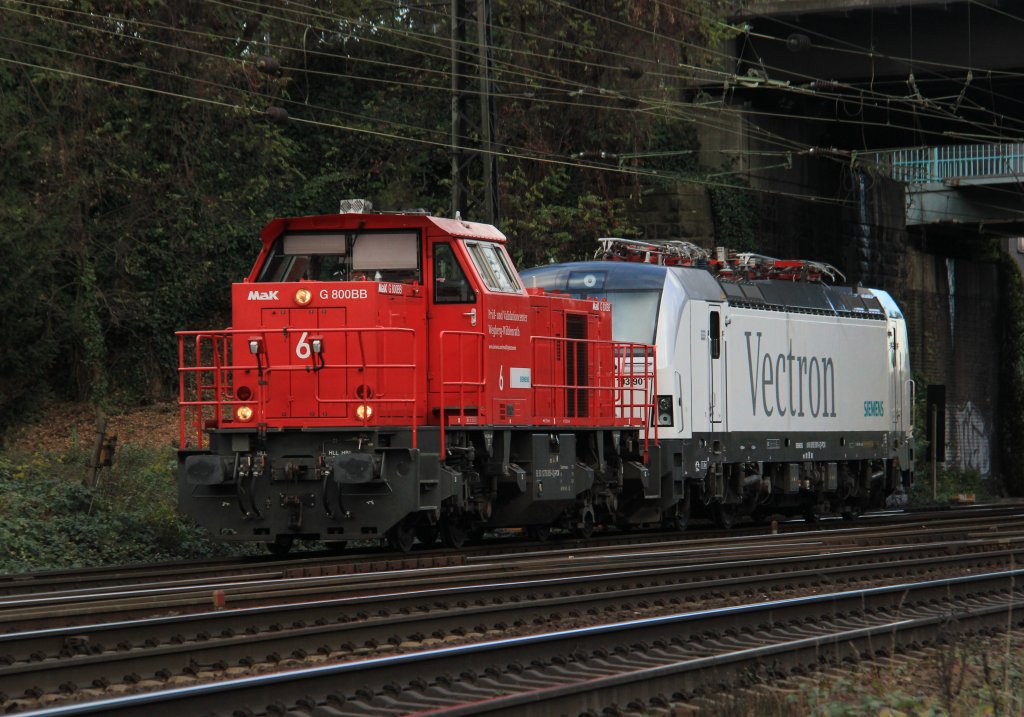 MaK G 800BB mit einem Vectron am 02.11.2012 in Oberhausen Osterfeld.