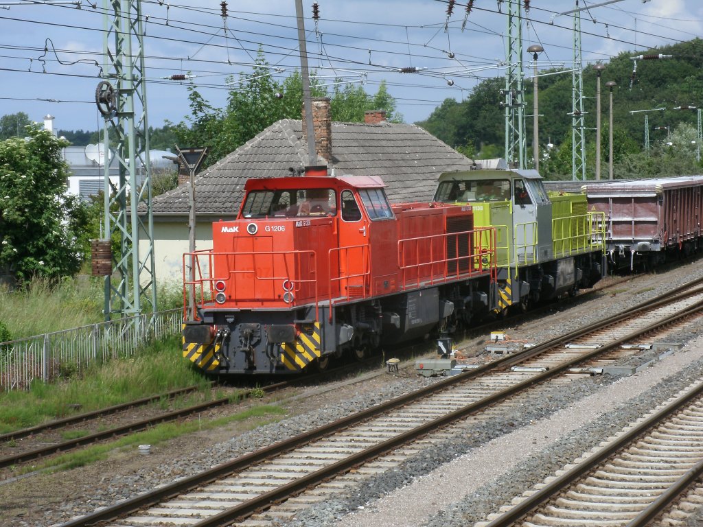 MAK G1206Nr:1507 und 275 119 hatten,am 27.Juni 2013,vom Kreidezug abgehngt und verlieen solo Bergen/Rgen um den zweiten Teil von Klementelvitz zuholen.