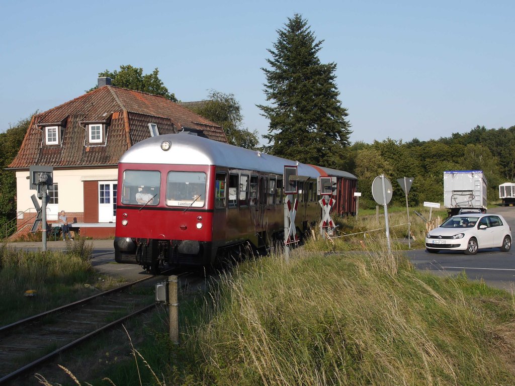 MaK GDT 0518 als HEIDE-EXPRESS Bleckede - Lneburg bei Ausfahrt aus Scharnebeck, 16.09.2012
