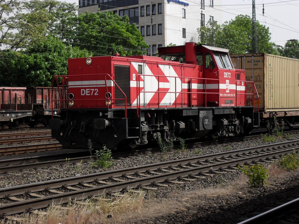 MAK HGK Lok bei der durchfahrt durch den Bahnhof Kln West am 25.5.10
