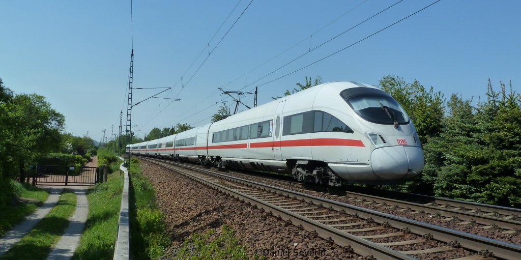 Mal ein Panorama vom ICE T bei der Durchfahrt in Dresden Stetzsch in Richtung Hanover.
6.5.11