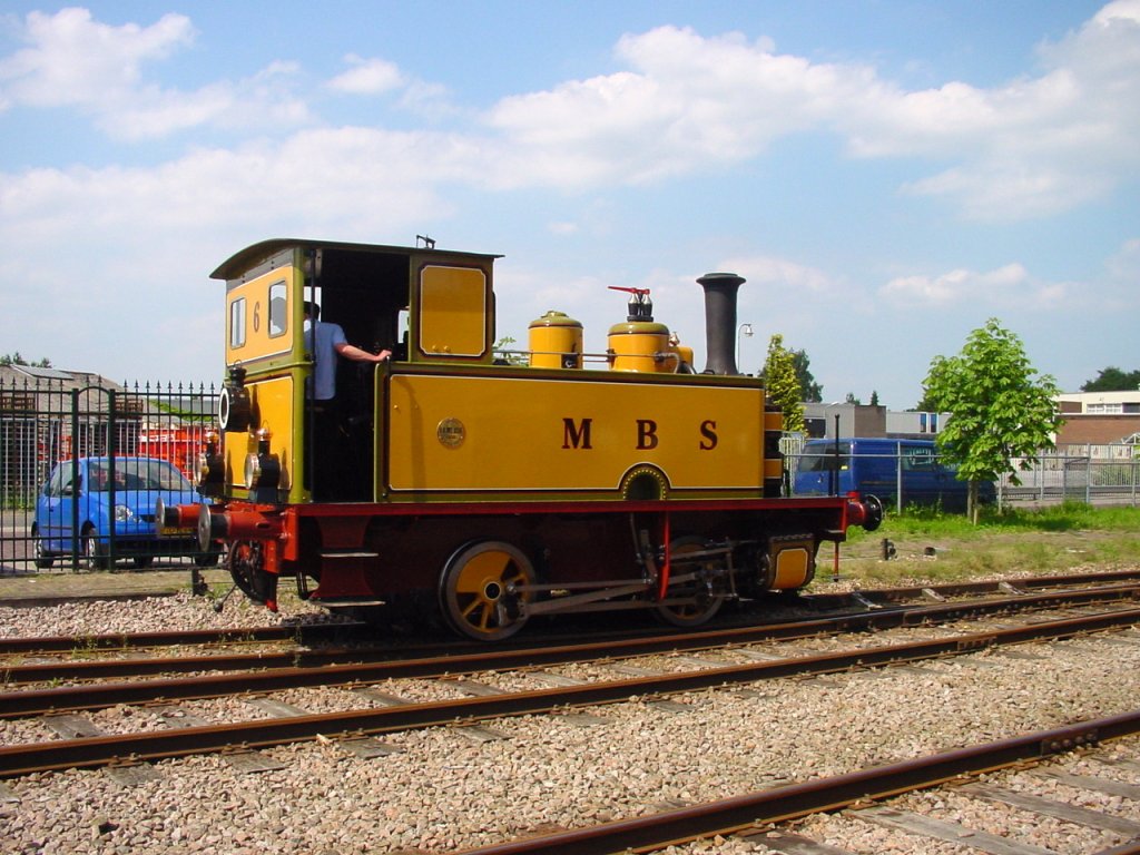 MBS lok 6 Magda,SA des Ateliers de Construction de la Meuse Liege 1925.
22 t.,30 km/h.Haaksbergen 29-05-03.