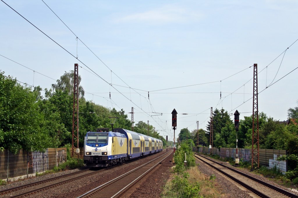 ME 146-01 durchfhrt am 22.05.'12 mit ME 82825 Barnten