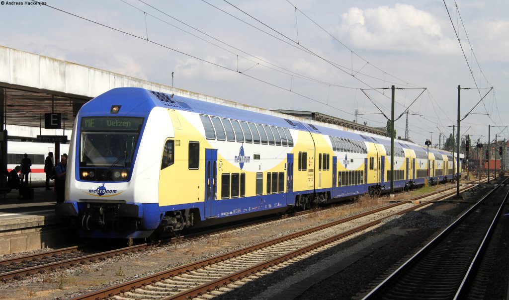 ME 82832 (Gttingen-Uelzen) mit Schublok 146 5** in Hannover Hbf 9.8.12