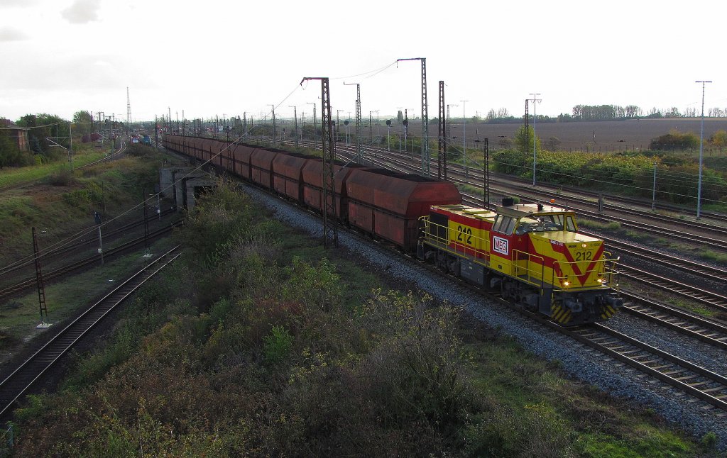 MEG 212 (92 80 1275 212-9 D-MEG) mit dem Kohlependel von Whlitz nach Buna Werkbf, in Grokorbetha; 25.10.2010