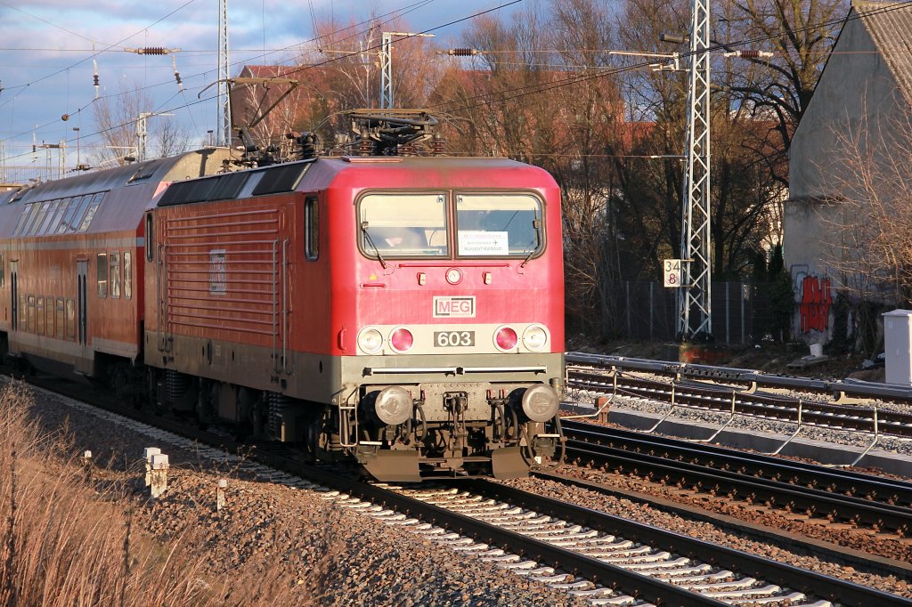 MEG 603 am 27. Januar 2011 als RE 7 von Berlin Schnefeld Flughafen nach Wnsdorf - Waldstadt