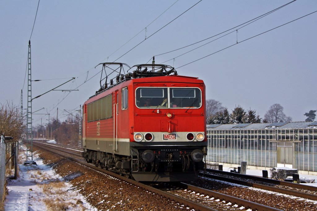 MEG 702 alias 155 179-5 fhrt am 11.02.'12 als Lz -> DD.-Friedrichstadt durch Dresden-Stetzsch.