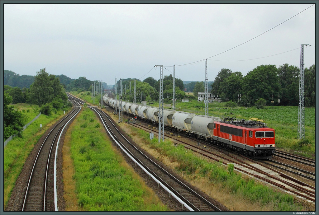 MEG 702 (ex 155 179-5) mit dem DGS 99642 Wismar - Rdersdorf bei Schnflie. (04.07.2013)