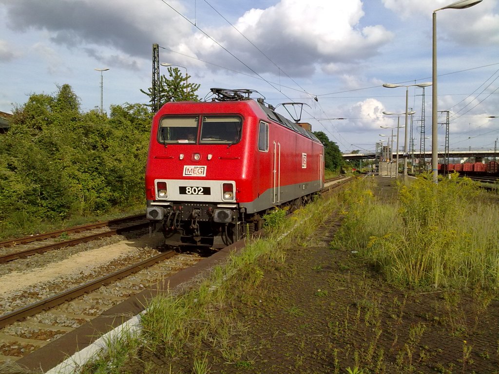 MEG 802 fhrt ebenfalls Single durch Friedrichstadt.
3.9.10