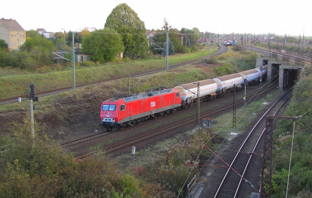 MEG 803 (91 80 6156 003-6 D-MEG) mit einem Kesselwagenzug bei der Ausfahrt Richtung Leipzig, in Gro�korbetha Rbf; 25.10.2010