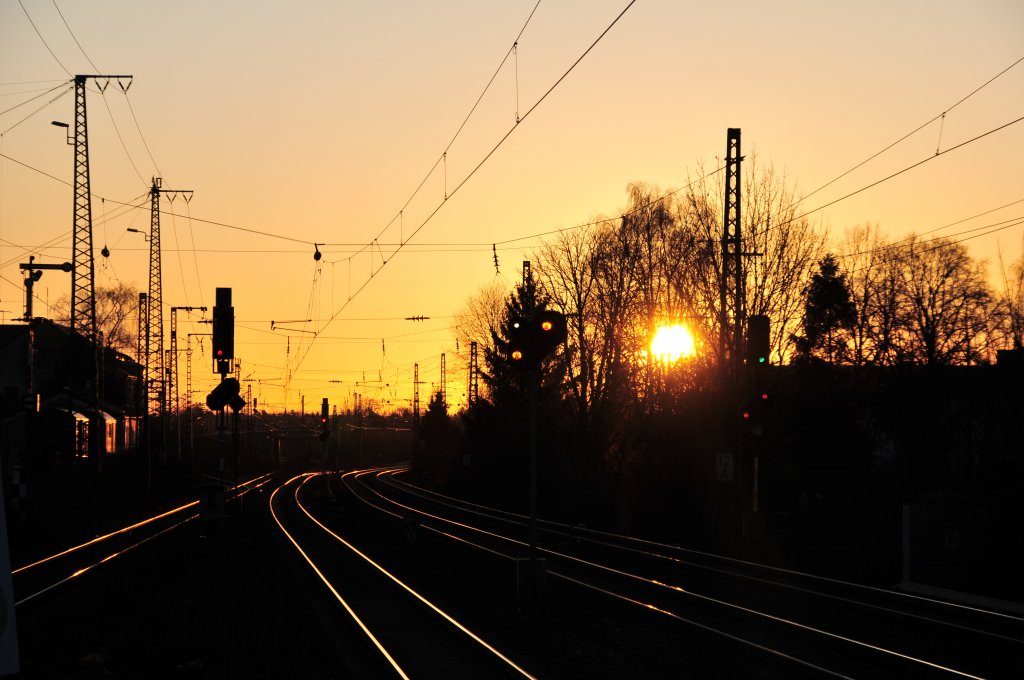 Mein 2000stes Bild hier auf dieser Plattform zeigt den Morgen des 27.02.10 von der S-Bahnstation Berg-am-Laim/Mnchen