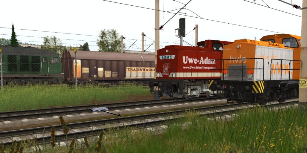 Mein neuestes Werk. Uwe Adam im Trainz-Simulator..als Repaint

Danke an  schienen-wolf  fr die Bilder der Originallok ! 
