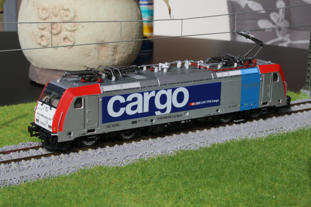 Meine neuste! 186 182-2 SBB Cargo auf L.S. Models basis.
