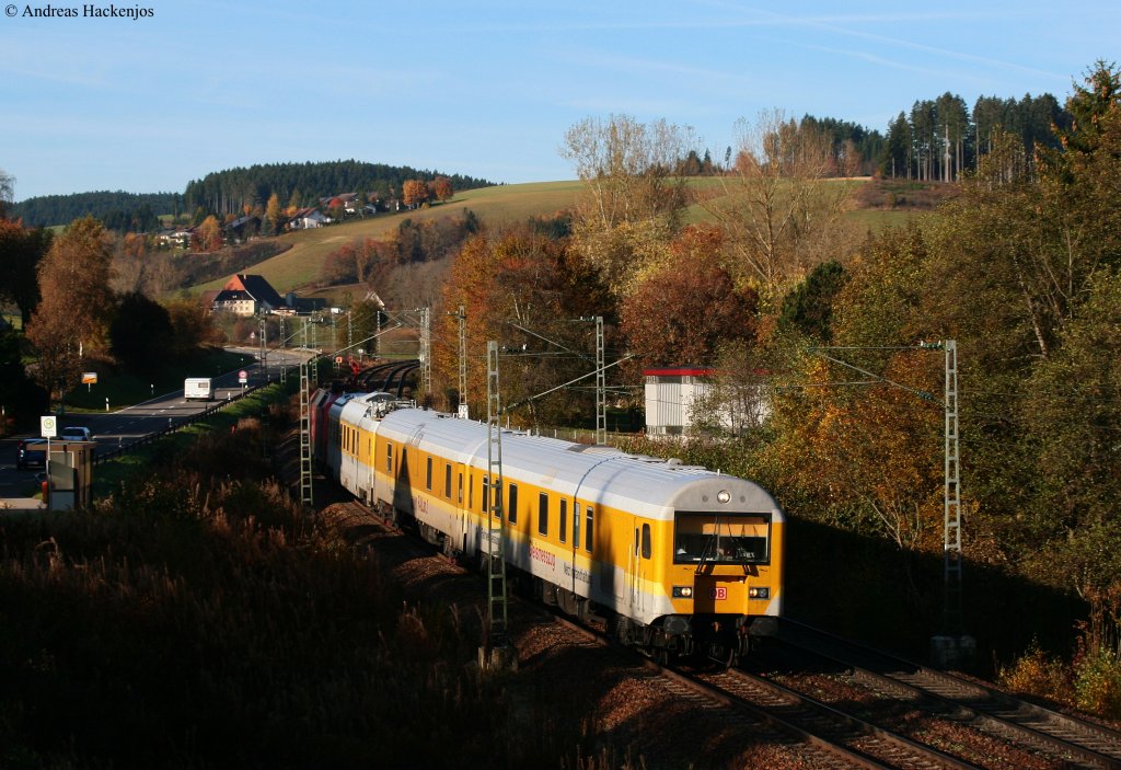 Messzug 95004 (Offenburg-Singen) mit Schublok 120 502-0 am Esig RSGO 29.10.09