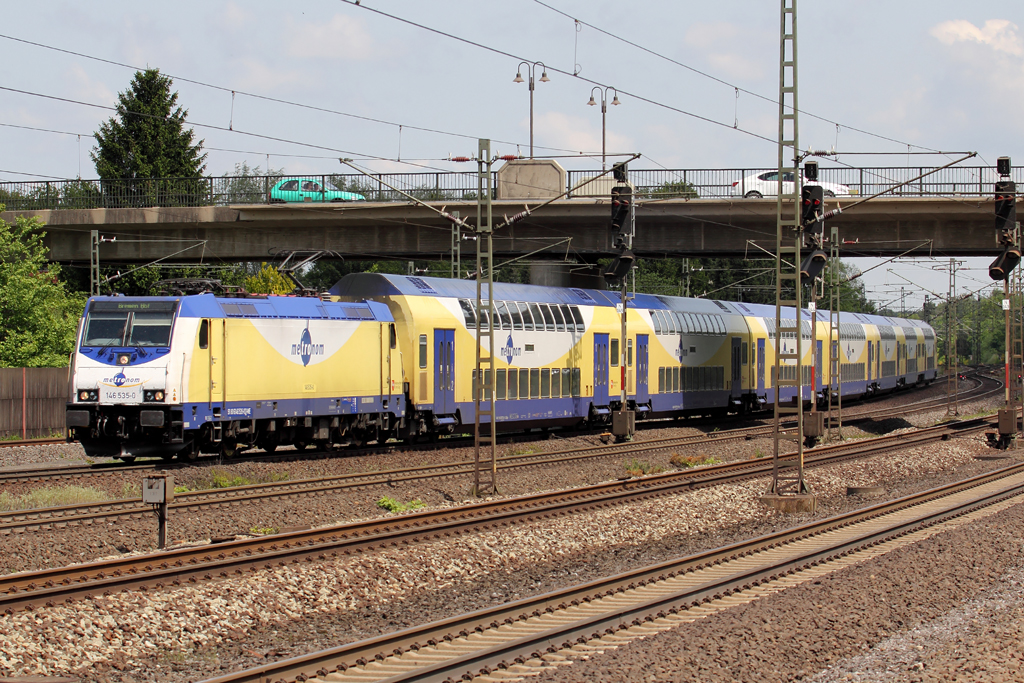 Metronom 146 535-0 bei der Einfahrt in Rotenburg(Wmme) 31.5.2013