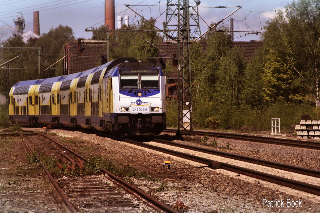 Metronom Zug am 5.5.2010 mit BR 246 004-6 In Richtung Bahnhof Hamburg Harburg.