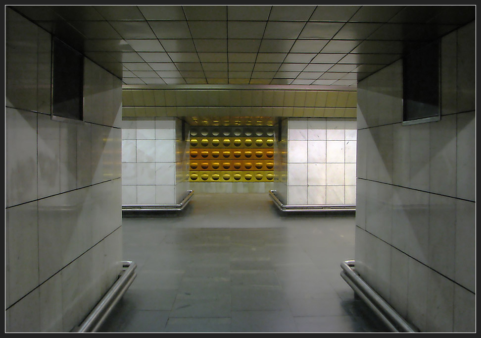 Metrostation Hradčanská der Linie A. 

10.08.2010 (J)