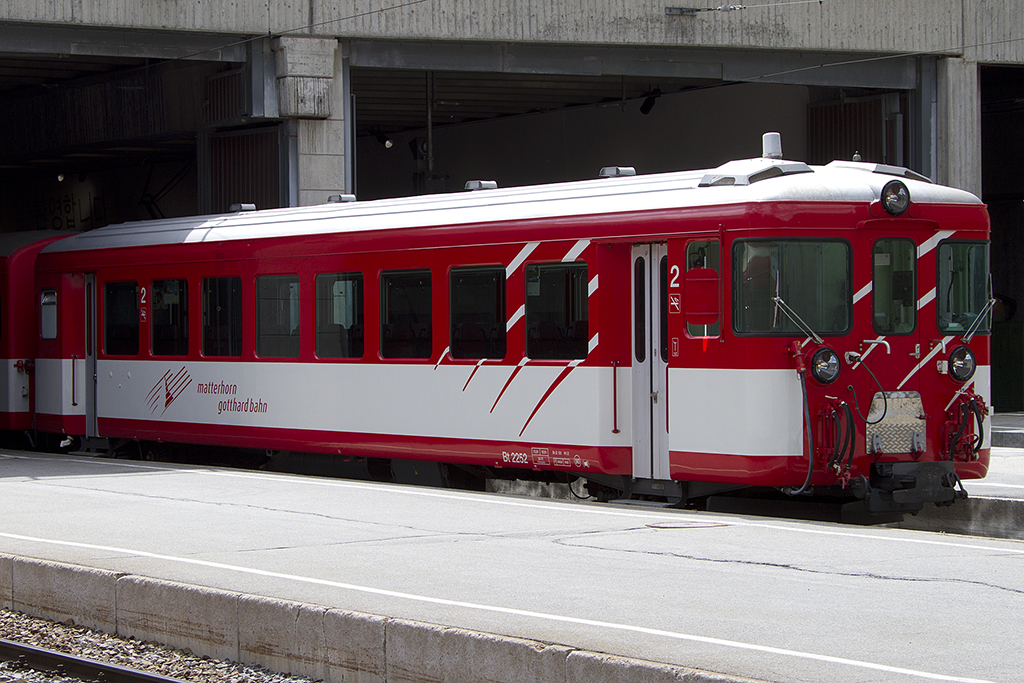 MGB, Bt, 2252, 12.08.2012 Zermatt 


