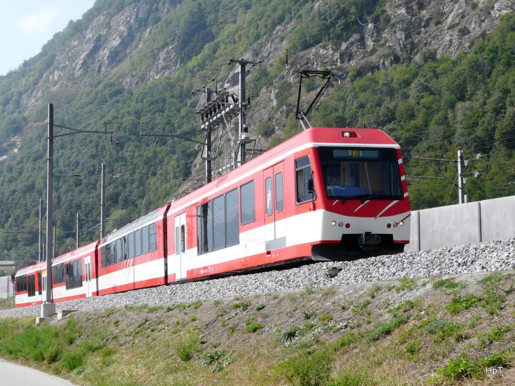 MGB - Regio nach Brig mit dem Triebzug ABDeh 4/10 2011 auserhalb Brig am 25.09.2009