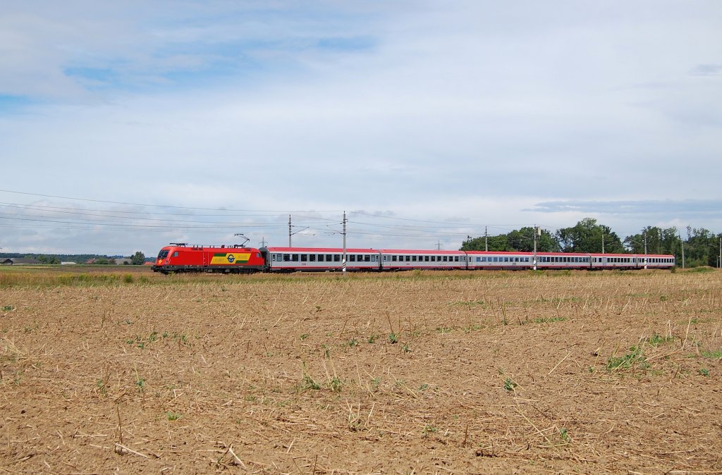 Mit dem IC 640  Paracelsius Universit�t Salzburg  war am 16.08.2010
eine an die Gysev vermietete 1116 bei Gunskirchen unterwegs.