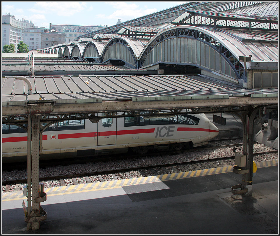 Mit dem ICE nach Frankreich - 

ICE 3 im Gare de l'Est, Paris, 

17.07.2012 (M)
