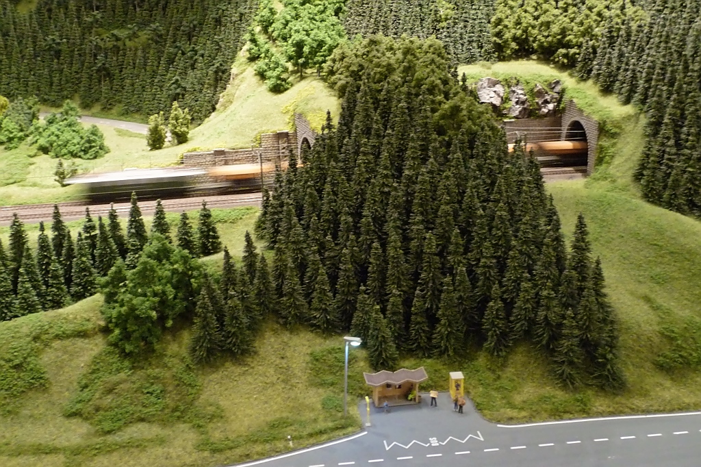 Mit dem Kieszug ber die Schwarzwald-Modellbahn, 3.10.11 