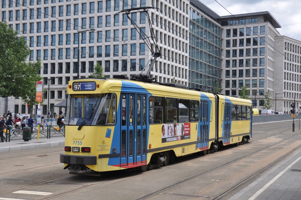 MIVB/STIB 7755 am Haltestelle Poelaert, Aufnahme am 21.07.2012